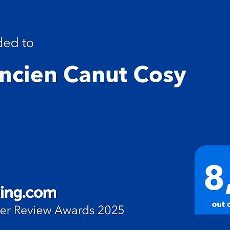 L Ancien Canut Cosy Лион Екстериор снимка